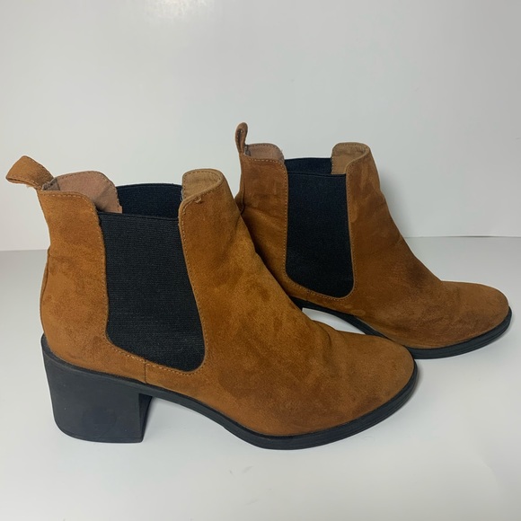 H&M Divided Brown Black Faux Suede Ankle Booties 8 - Picture 6 of 7